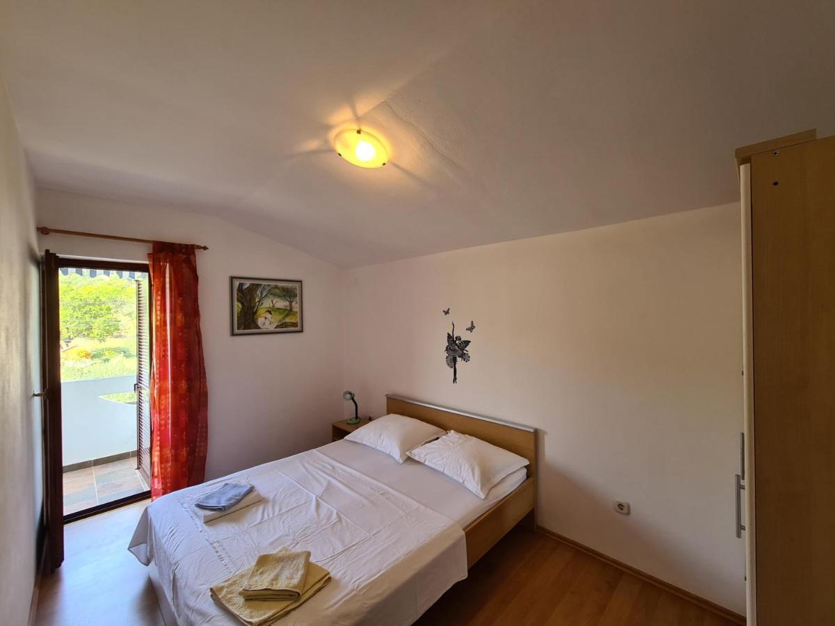 Apartmani Cosic Ante Dobropoljana 外观 照片